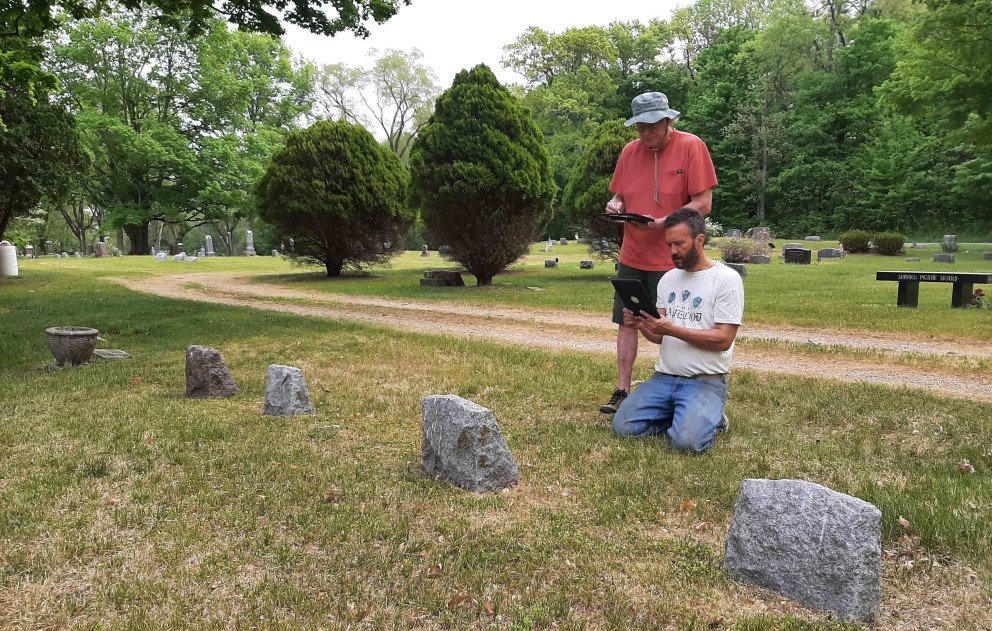 Lake Shore Cemetery Mapping two volunteers