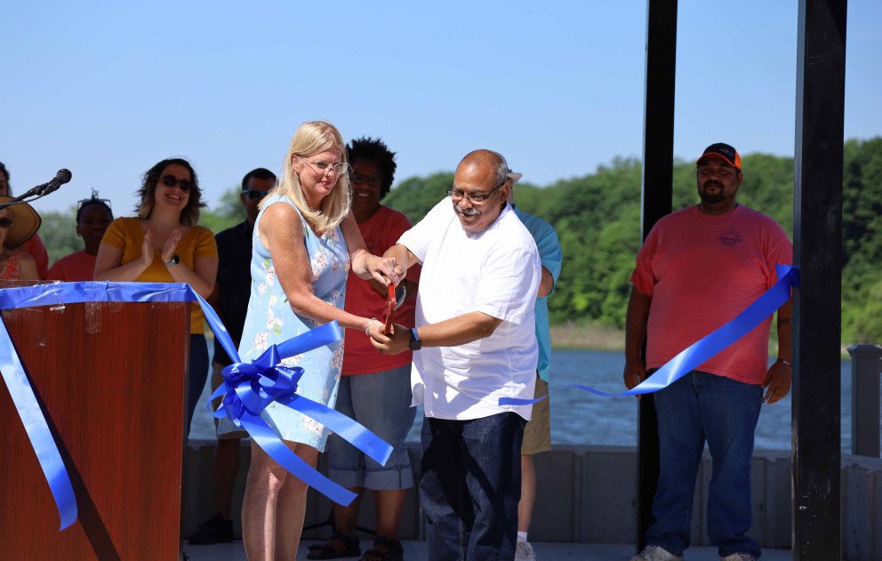 Cassopolis Village Manager and President cut the ribbon